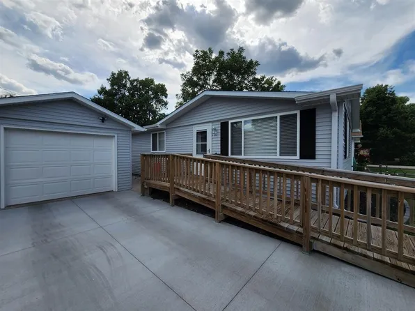 2104 W A Street, North Platte, NE 69101