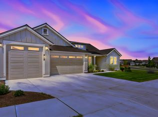 3639 NE Desert Juniper Ln, Bend, OR 97701