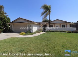 8829 Annandale Way, Santee, CA 92071
