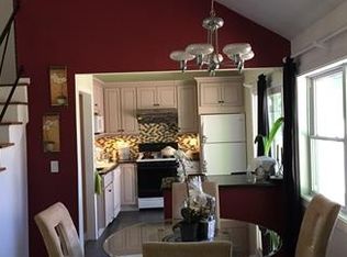 32 Bush Pkwy, East Brunswick, NJ 08816