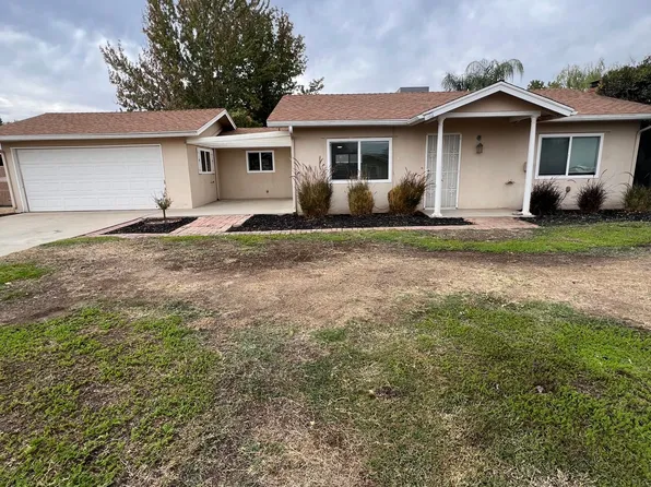 212 Acacia Ave, Clovis, CA 93612