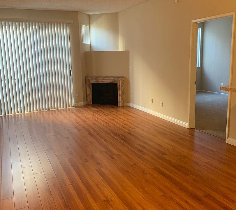 1st image of 10621 Valley Spring Ln #302