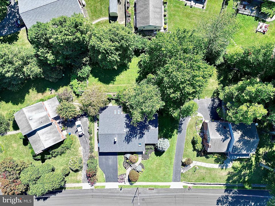 102 Cove Rd, Broomall, PA 19008 Zillow