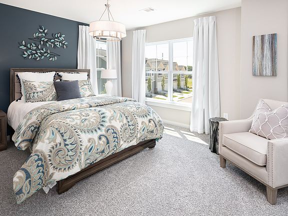 3rd image of 30 Harvest Bell Ln