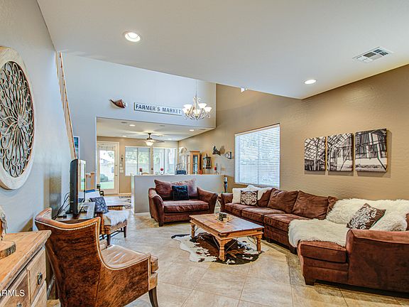 4th image of 7010 S SAN JACINTO Court