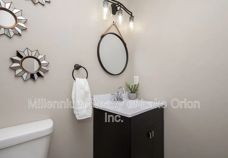 9941 Dixie Hwy #4 — Photo 11