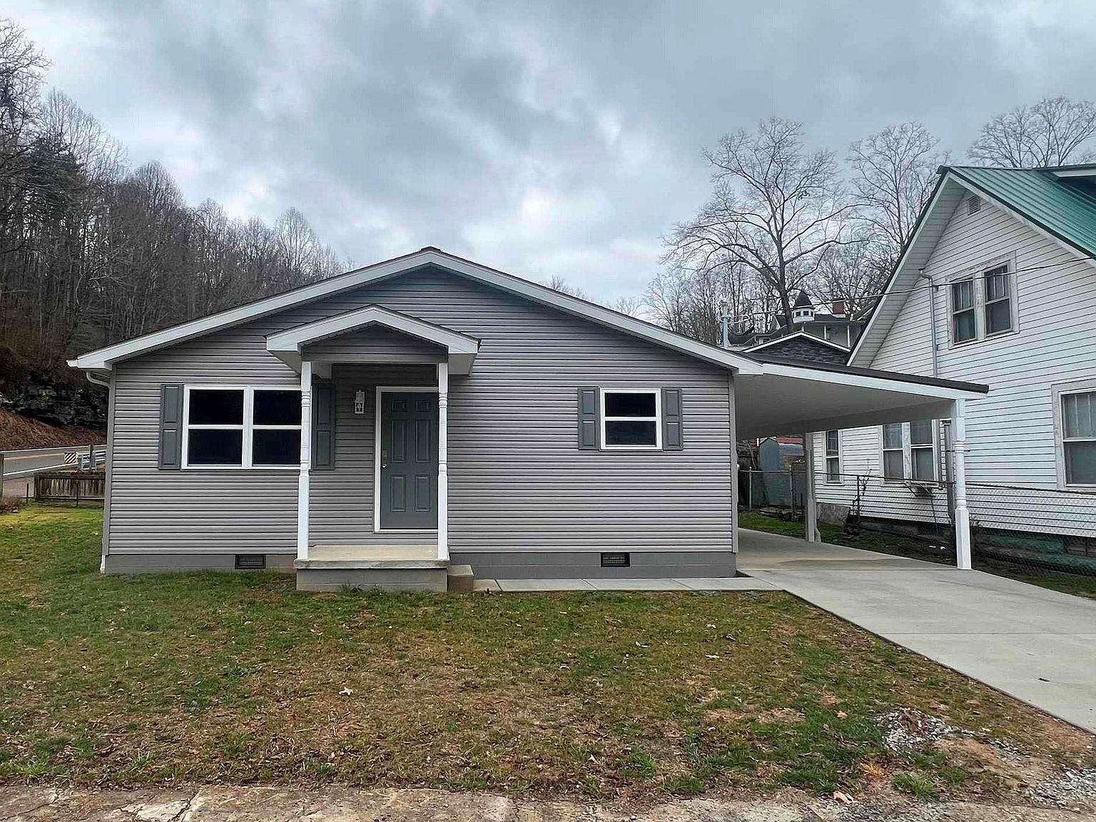 1 South St, Glenville, WV 26351 | MLS #10153048 | Zillow