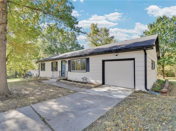 6310 River Rd, Liberty, MO 64068