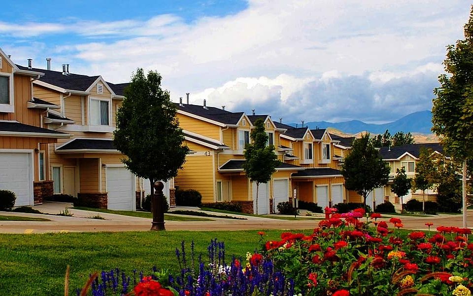 Liberty Hill Apartments, Draper, Utah, row of houses with a mountain in the background.