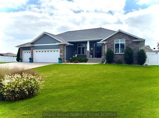 3931 Chukar Cir, Grand Island, NE 68803