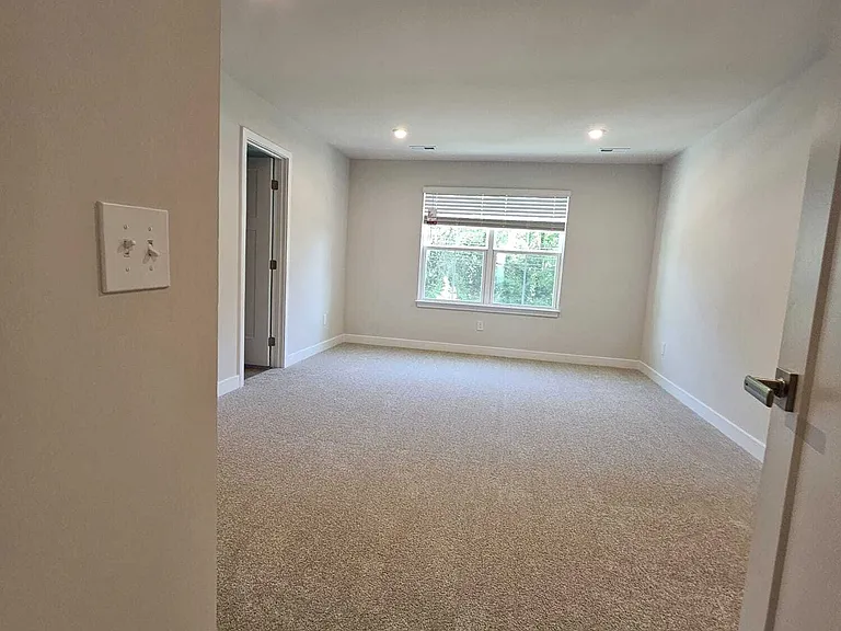 336 Lograto Ln #1 — Photo 15