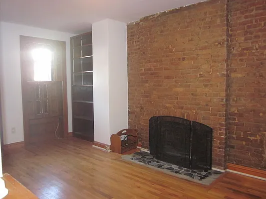 Rented by Flateau Realty | media 10