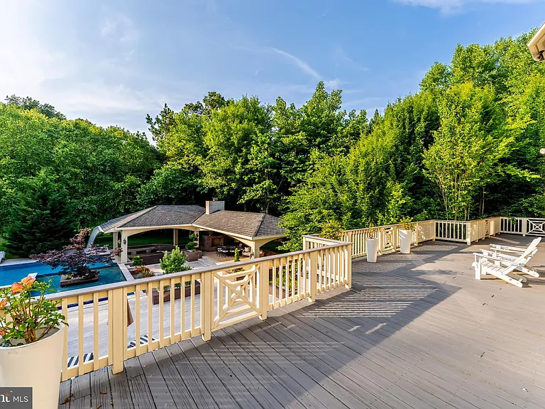 860 Nicholas Run Dr — Photo 26