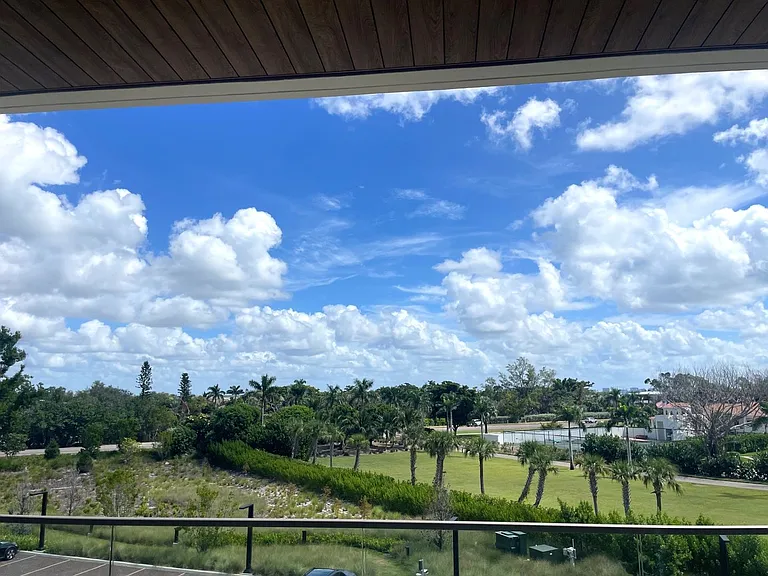 1581 Gulf Of Mexico Dr #307 — Photo 37