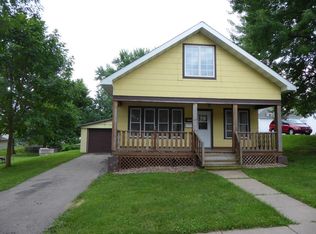1948 Grace St, Dubuque, IA 52001