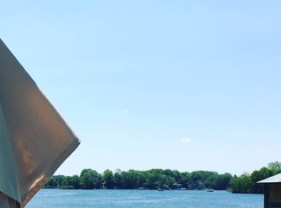 1610 N Shore Dr, Rome City, IN 46784