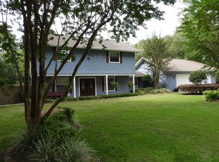 102 Brewster Rd, Madisonville, LA 70447
