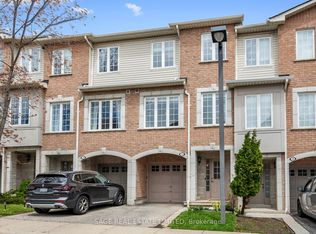 3071 Treadwells Dr #5, Mississauga, ON L4X 0A1