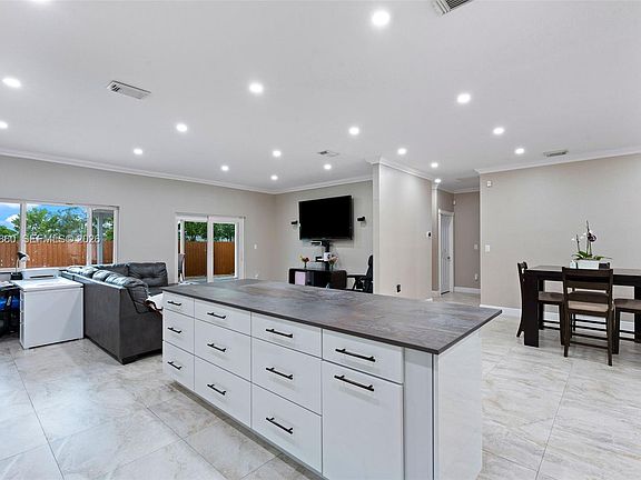 5th image of 15717 SW 138th Ter