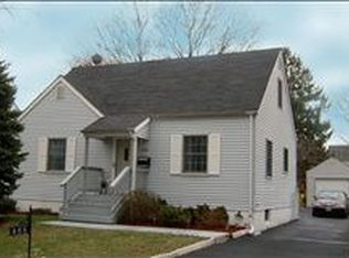 488 Valmere Ave, Piscataway, NJ 08854