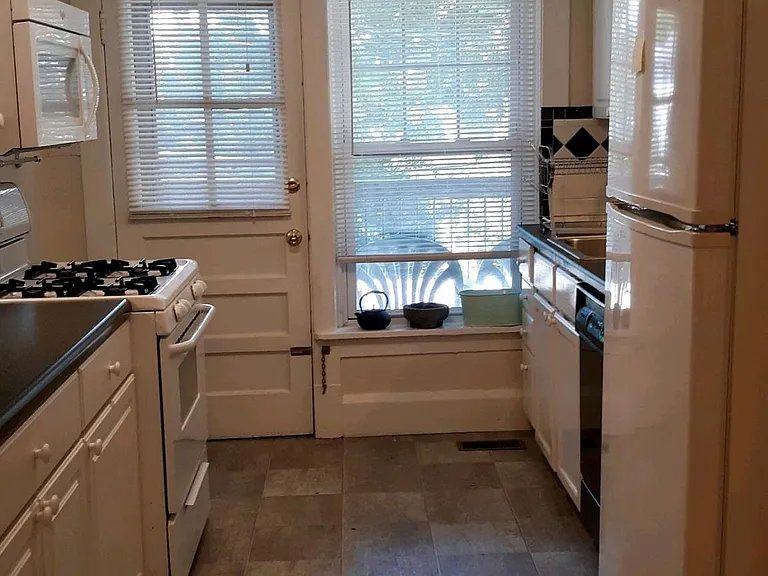 1270 Boland Pl #1S — Photo 5