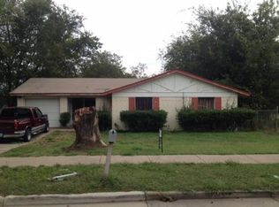 1212 Ann Dr, Ennis, TX 75119