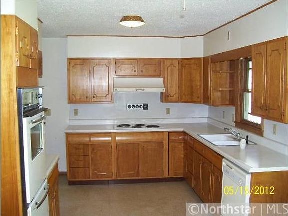 4th image of 8620 Park St