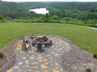 305 E Settings Blvd NW #95, Valdese, NC 28690