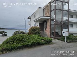 1031 SE Maylor St APT 201-2, Oak Harbor, WA 98277