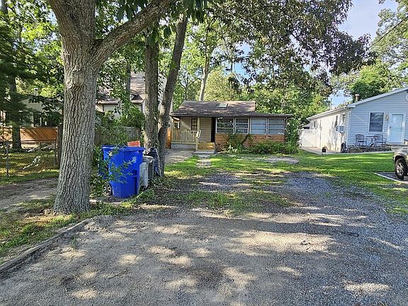 2nd image of 417 Elizabeth Avenue