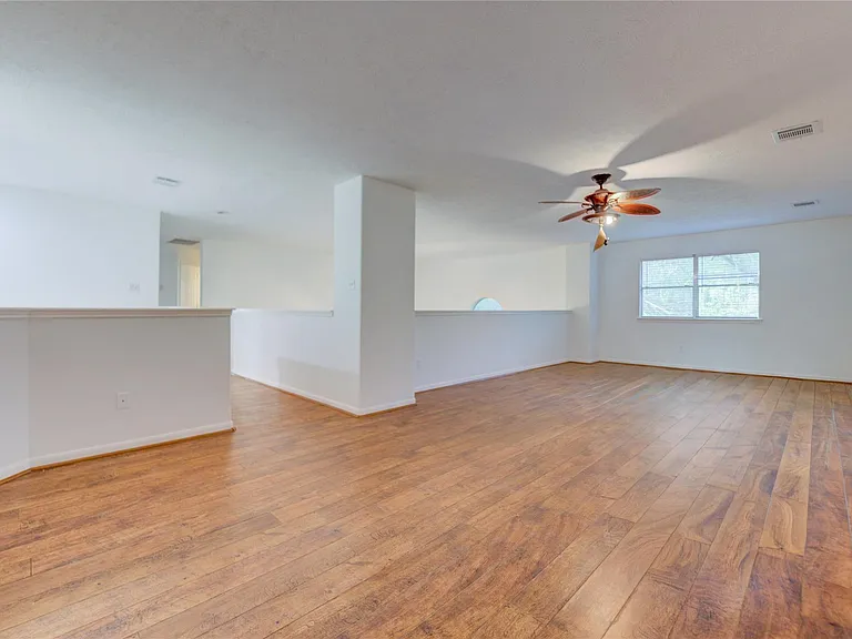 16464 Beewood Glen Dr — Photo 43