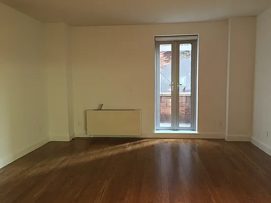 Rented by Waterton Residential New York | media 61