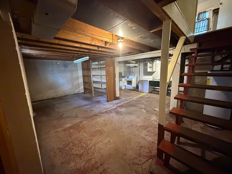 532 Gilbert Ave — Photo 9