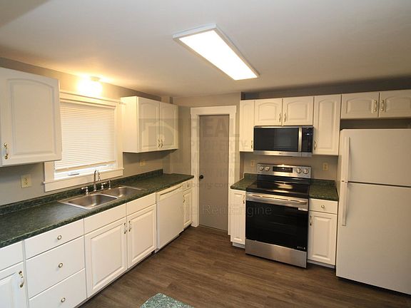 2nd image of 92 Washington St