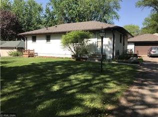 182 Gresham Ave N, Oakdale, MN 55128