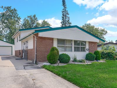 329 Gentry St, Park Forest, IL, 60466