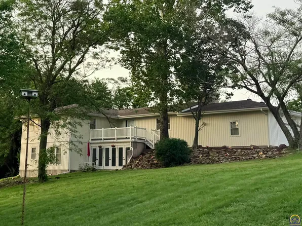 2620 SE Downing Rd, Topeka, KS 66605