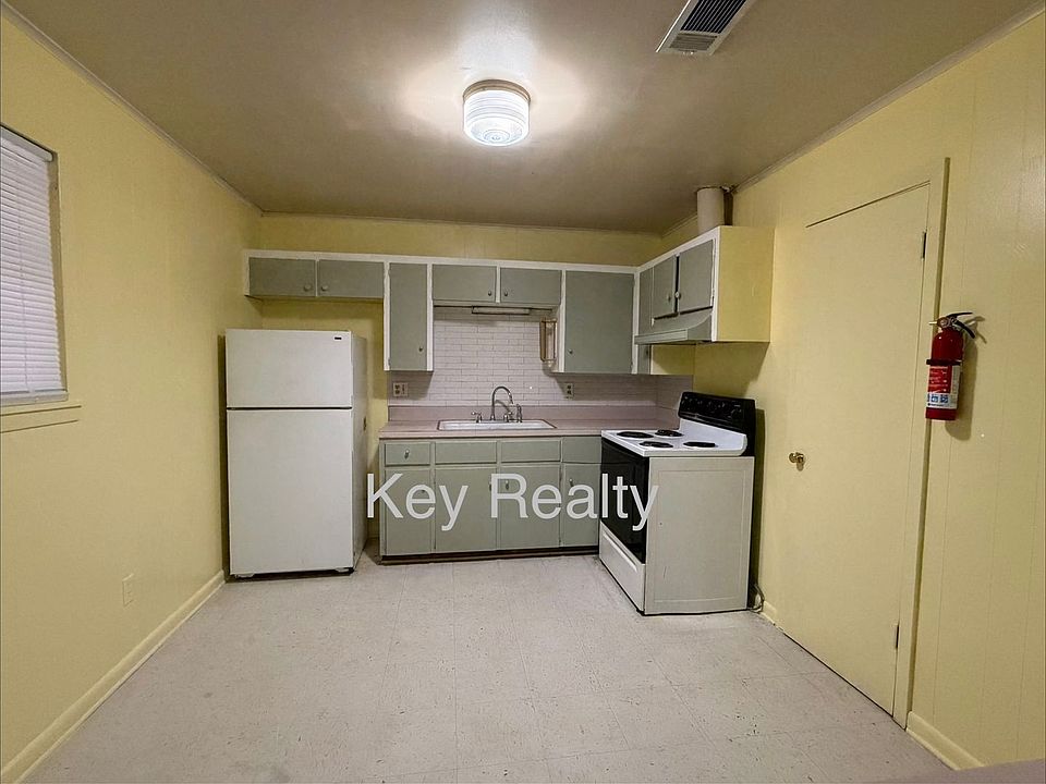 1st image of 911F College Dr
