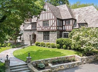 31 Old Army Rd, Scarsdale, NY 10583