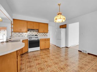 31451 Palomino Dr #1, Warren, MI 48093