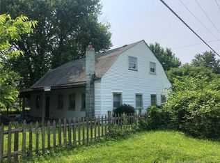 231 Lyons Ave, Clarksville, IN 47129