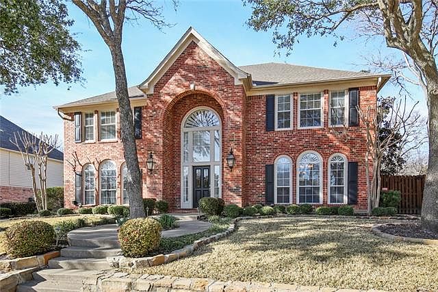 1st image of 803 Highland Lakes Ct