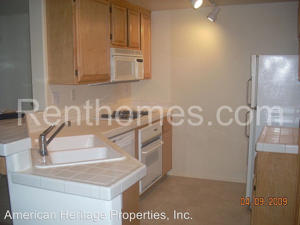 2nd image of 11215 Affinity Ct Unit 72