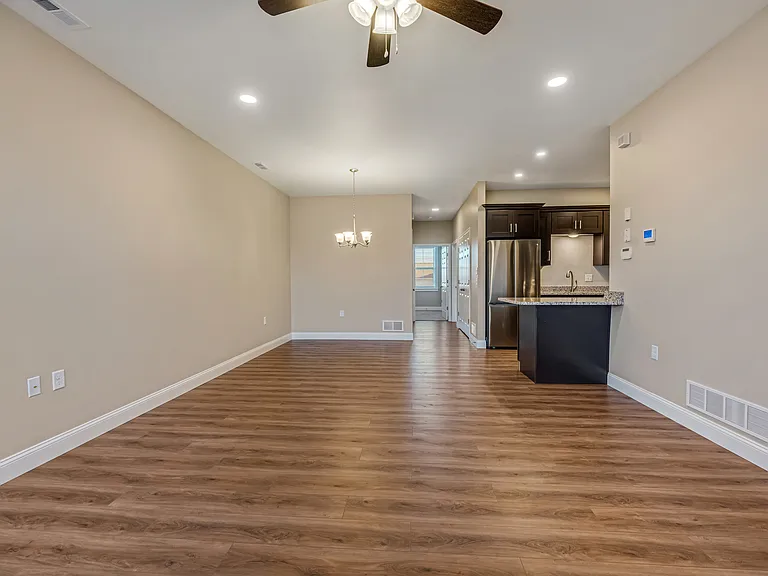 3454 Ammon Dr — Photo 33