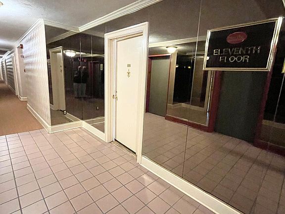 4th image of 1021 Arlington Blvd APT 1148