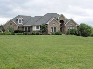 221 Grace Ln, Nicholasville, KY