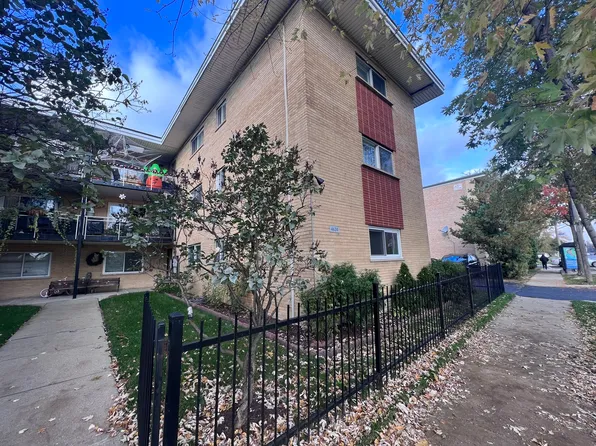 4624 River Rd APT 2A, Schiller Park, IL 60176