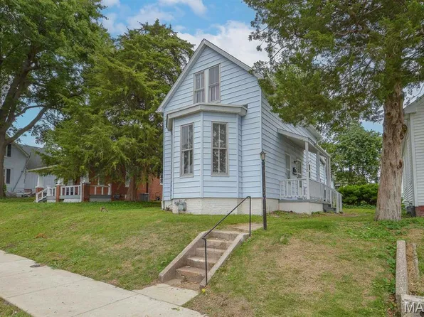 1010 S Church St, Belleville, IL 62220