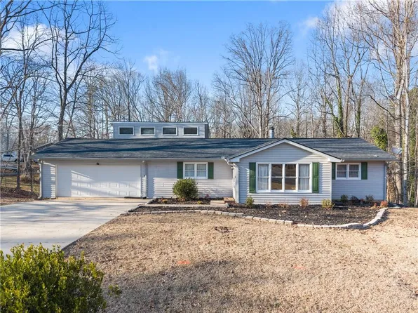 3102 Chapperal Dr, Gainesville, GA 30506