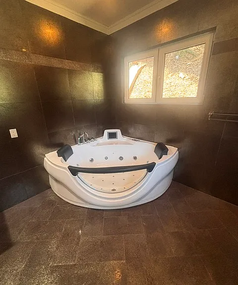 3662 Cadman Dr — Photo 22